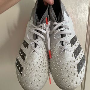 Adidas Low Cut Predator Freak.1 FG Cleats